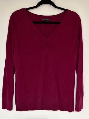 Banana Republic Women’s Silk Cashmere Burgundy V-neck Sweater Size Medium